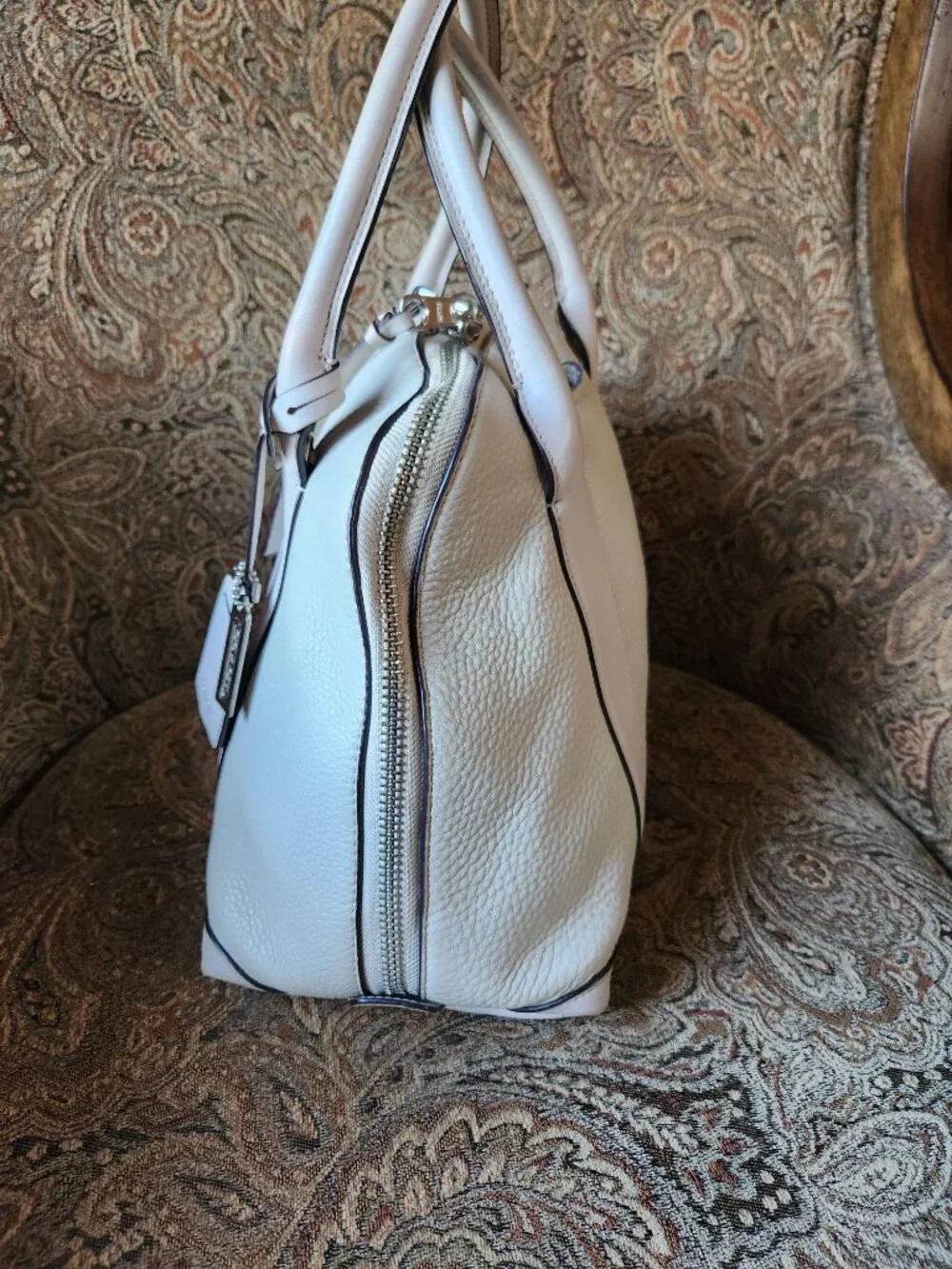 Coach pebble leather large Bleecker Preston satchel Beige Buffalo no strap